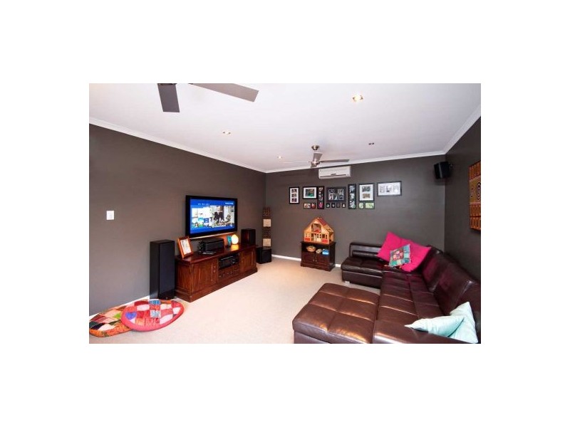 93 Parkdale Ave., Doonan QLD 4562