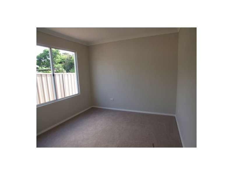 261A Geddes St., Centenary Heights QLD 4350