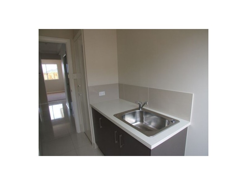 261A Geddes St., Centenary Heights QLD 4350