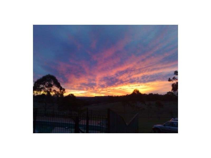 3a Kimberley Crt., Blue Mountain Heights QLD 4350