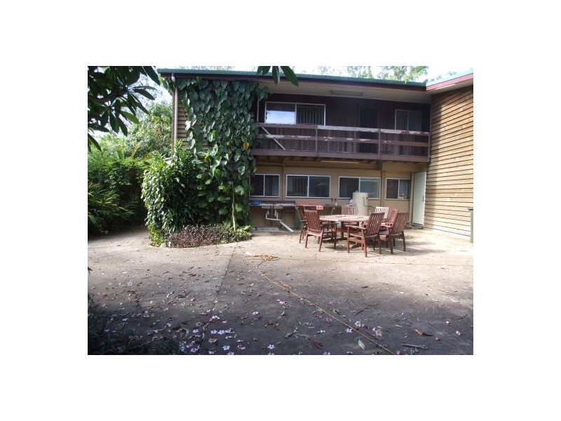 11 Woodfield Road, Pullenvale QLD 4069