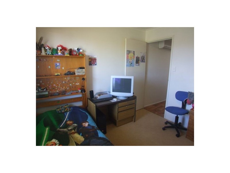 10 Murilla St., Clifton QLD 4361