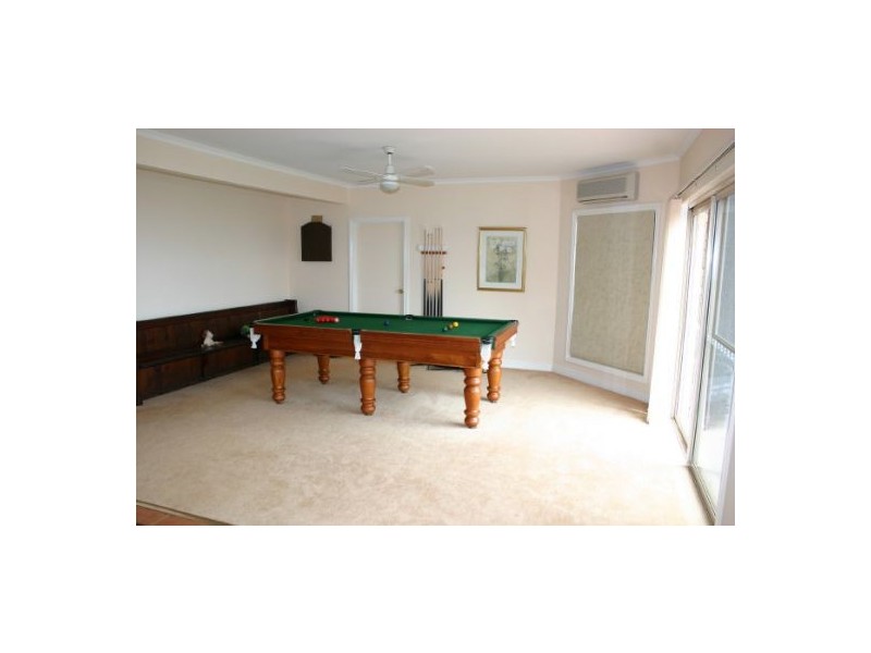 16 Robertson Crescent, Prince Henry Heights QLD 4350