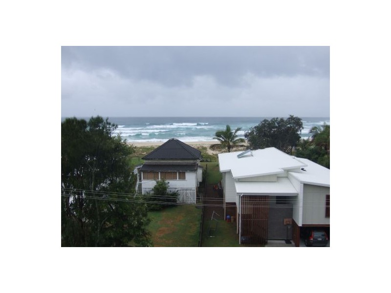 3 / 20 Jefferson Lane, Palm Beach QLD 4221