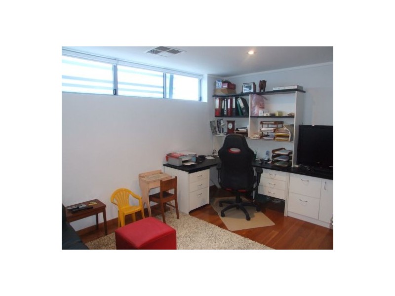 3 / 20 Jefferson Lane, Palm Beach QLD 4221