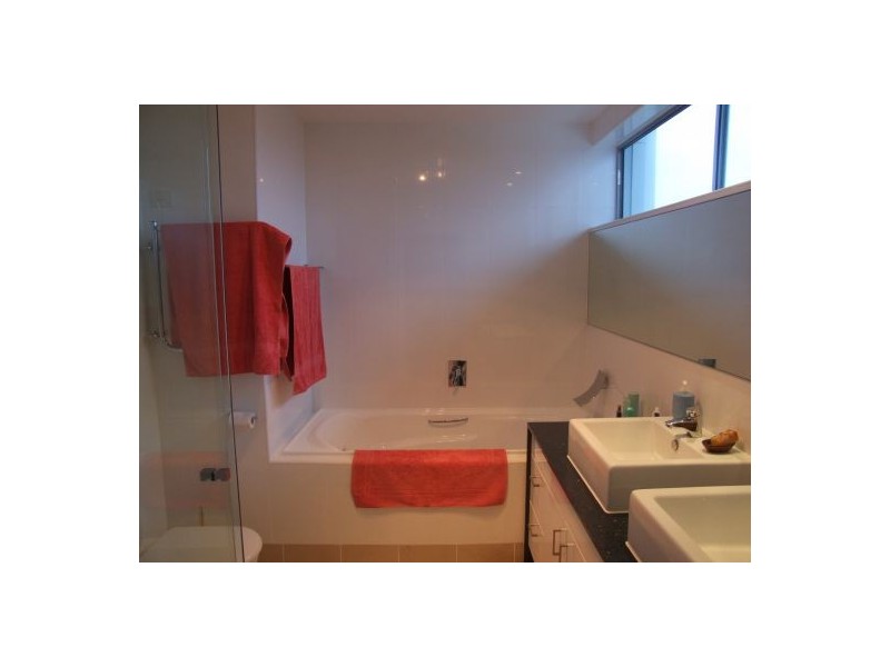 3 / 20 Jefferson Lane, Palm Beach QLD 4221