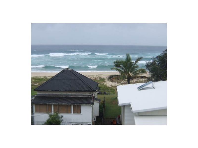 3 / 20 Jefferson Lane, Palm Beach QLD 4221