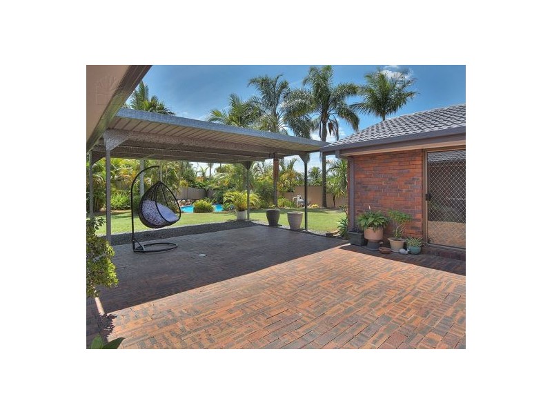 25 Tabor St., Westlake QLD 4074