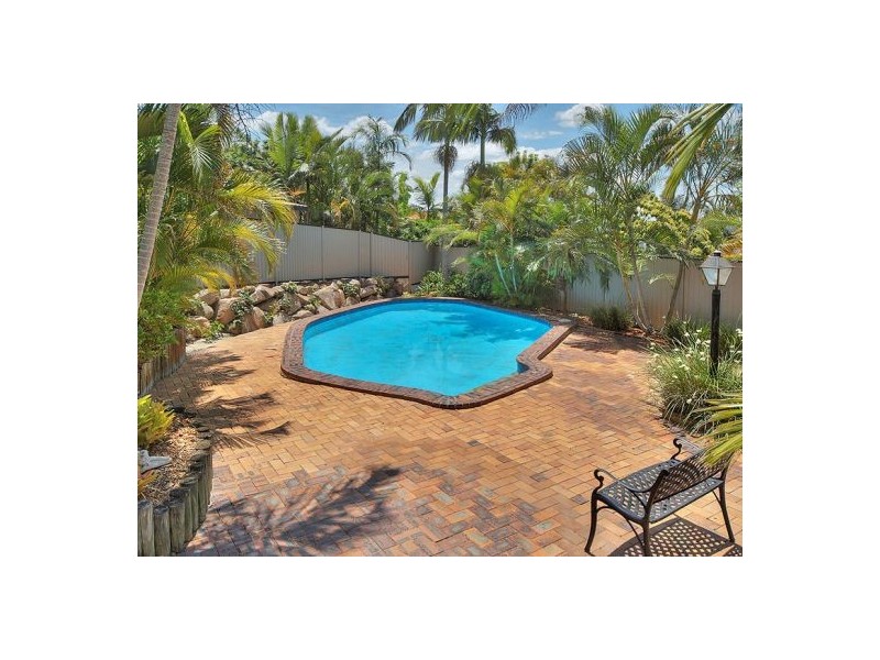 25 Tabor St., Westlake QLD 4074