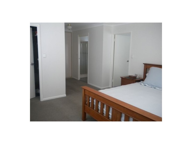 28 Loveday St., Rangeville QLD 4350