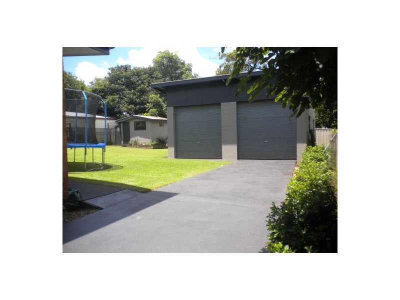 28 Loveday St., Rangeville QLD 4350