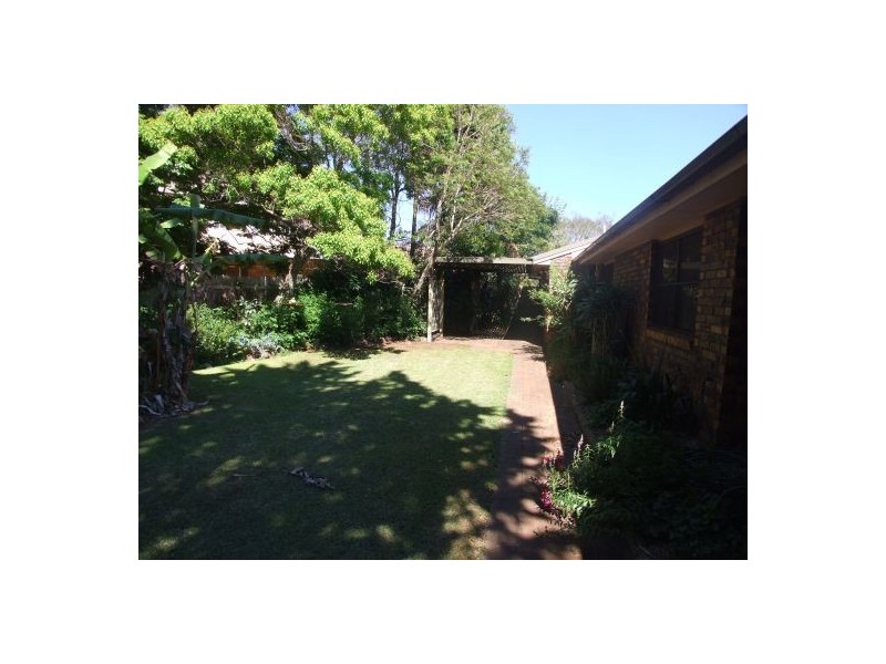 8 Wiemers Crescent, Centenary Heights QLD 4350