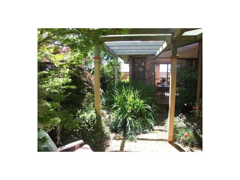 8 Wiemers Cres, Centenary Heights QLD 4350