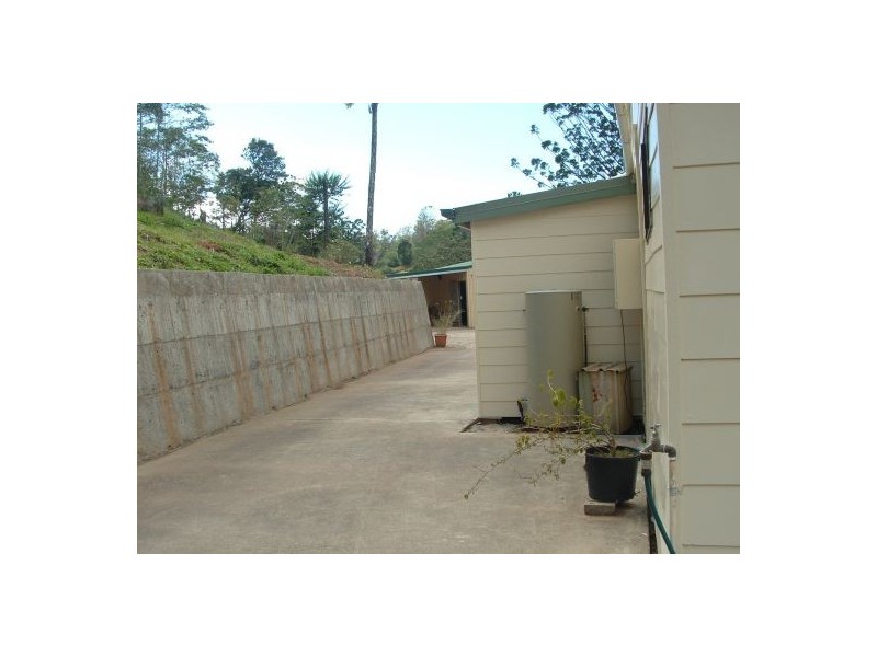 21 Cummings St, Eungella QLD 4757