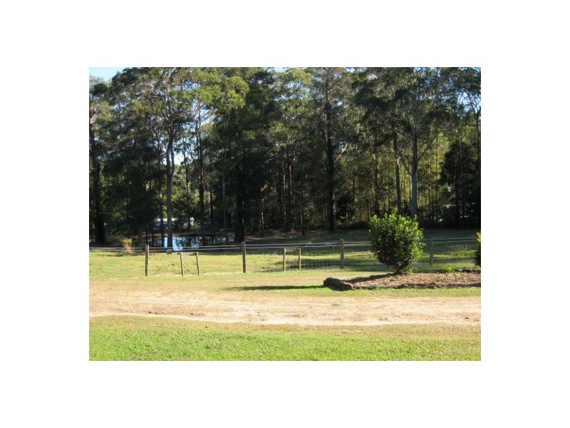 34 Julian St, Peachester QLD 4519