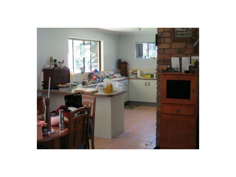 34 Julian St, Peachester QLD 4519