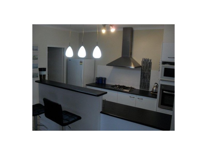 43 Long Island Dve., Windaroo QLD 4207