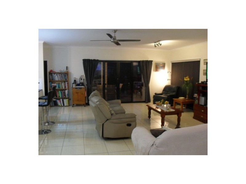 43 Long Island Dve., Windaroo QLD 4207
