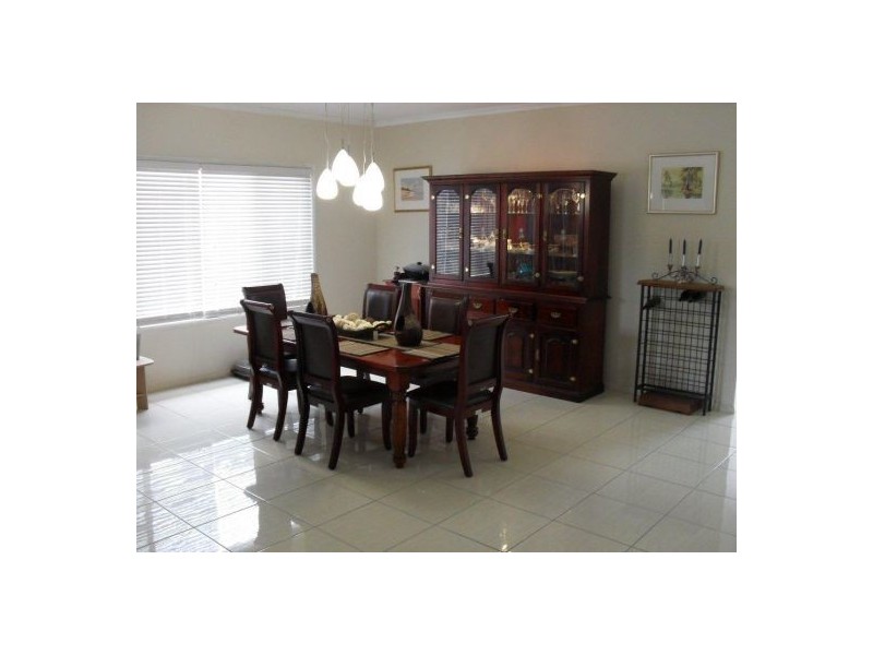 43 Long Island Dve., Windaroo QLD 4207