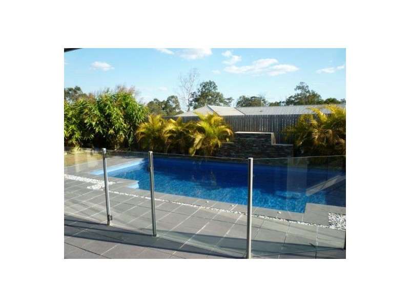 37 Jarrah St., Moggill QLD 4070