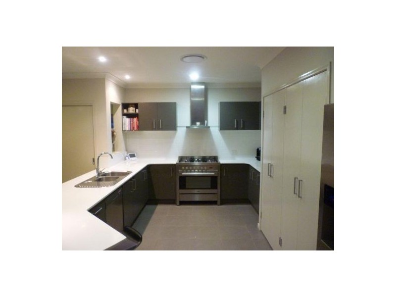 37 Jarrah St., Moggill QLD 4070