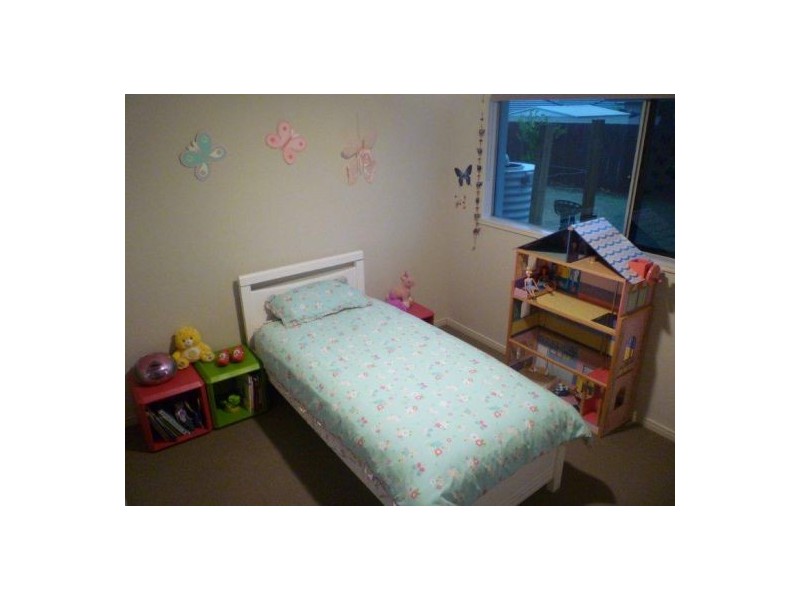 37 Jarrah St., Moggill QLD 4070