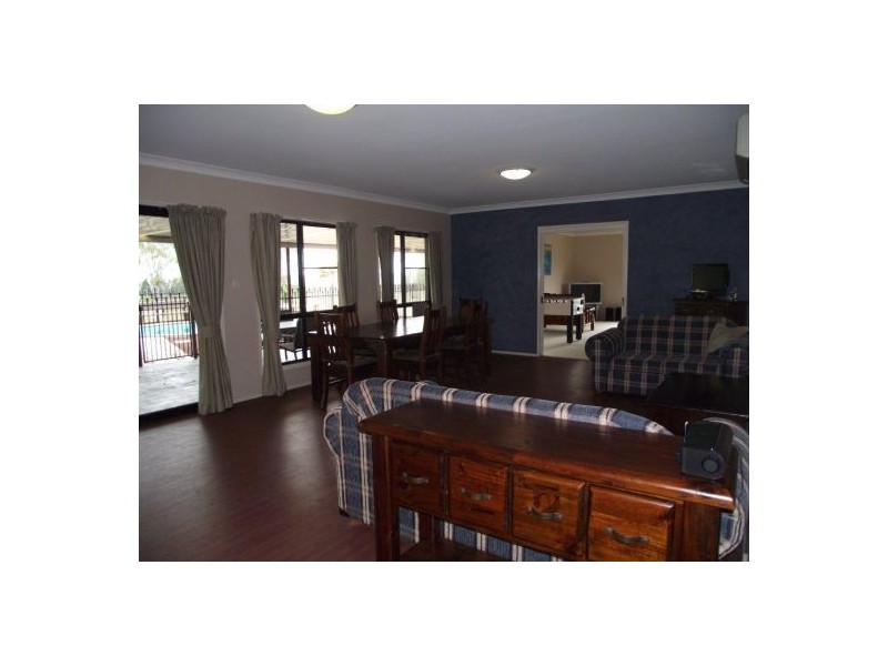 3 – 5 Burraway St, Torrington QLD 4350