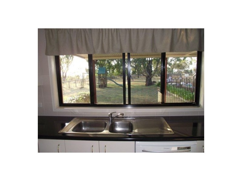 3 – 5 Burraway St, Torrington QLD 4350