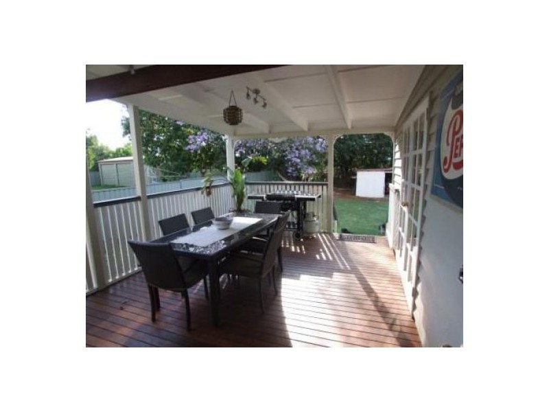 13 Ranfurly St, Newtown QLD 4350