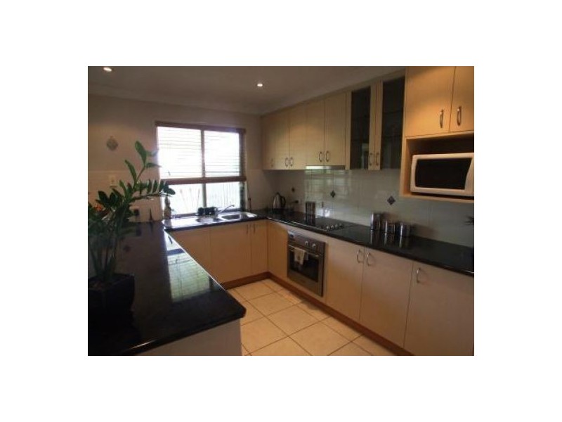 1/38 Gouldson Dve., Kearneys Spring QLD 4350