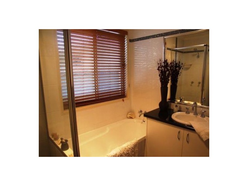 1/38 Gouldson Dve., Kearneys Spring QLD 4350