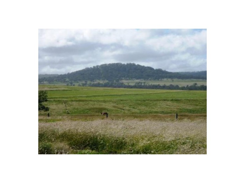 136 Dixon Ln, Greenmount East QLD 4359