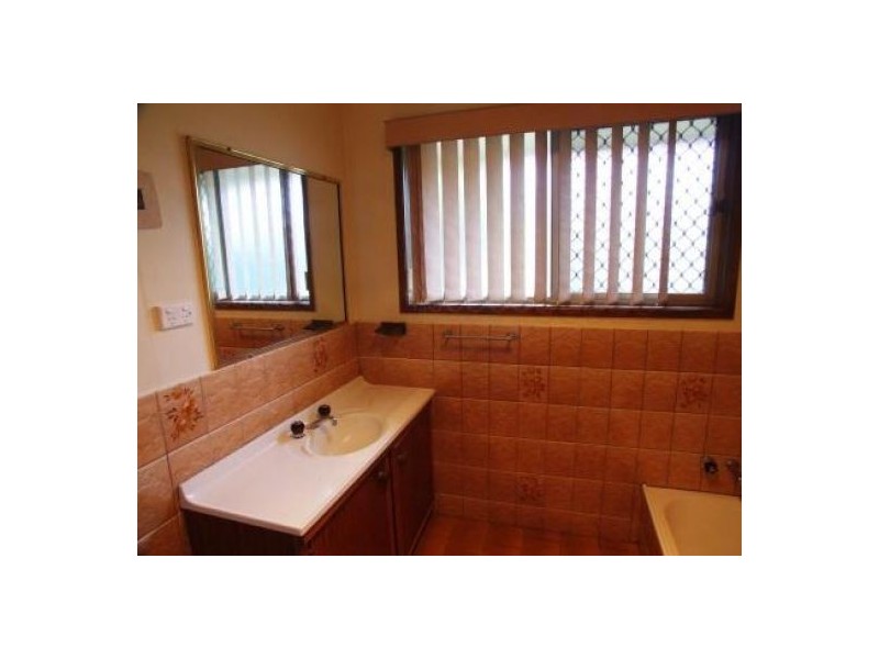 20 Gore St., Westbrook QLD 4350