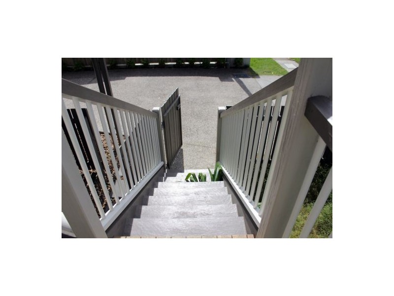 18 Emerald St, Kedron QLD 4031