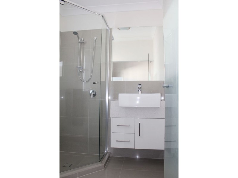 18 Emerald St, Kedron QLD 4031