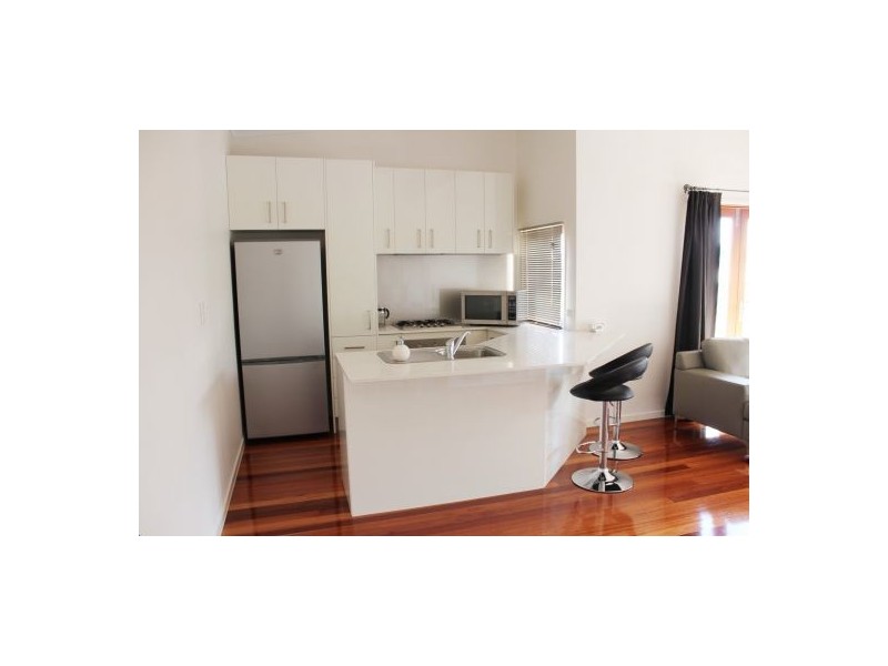 18 Emerald St, Kedron QLD 4031