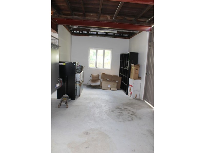 18 Emerald St, Kedron QLD 4031