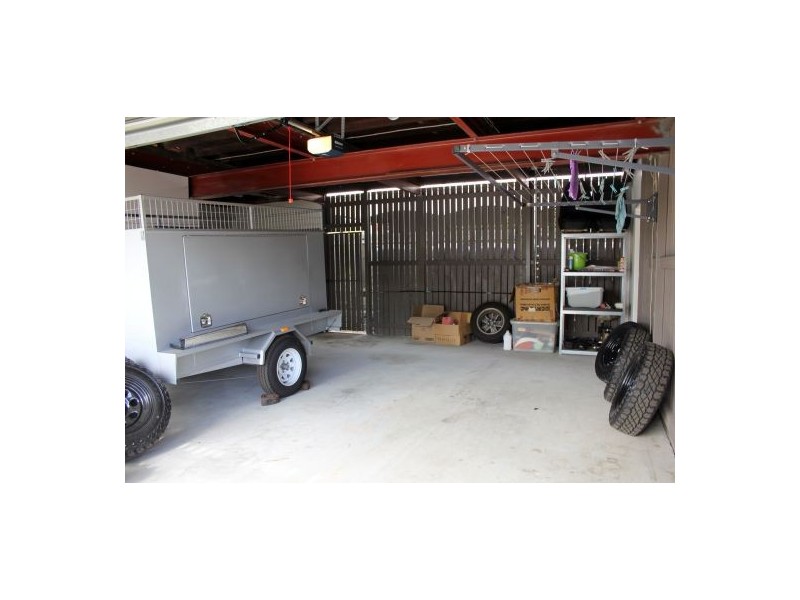 18 Emerald St, Kedron QLD 4031