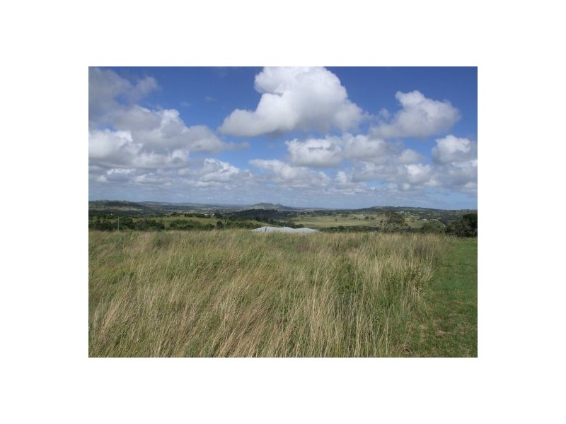 52 Federation Dve., Highfields QLD 4352