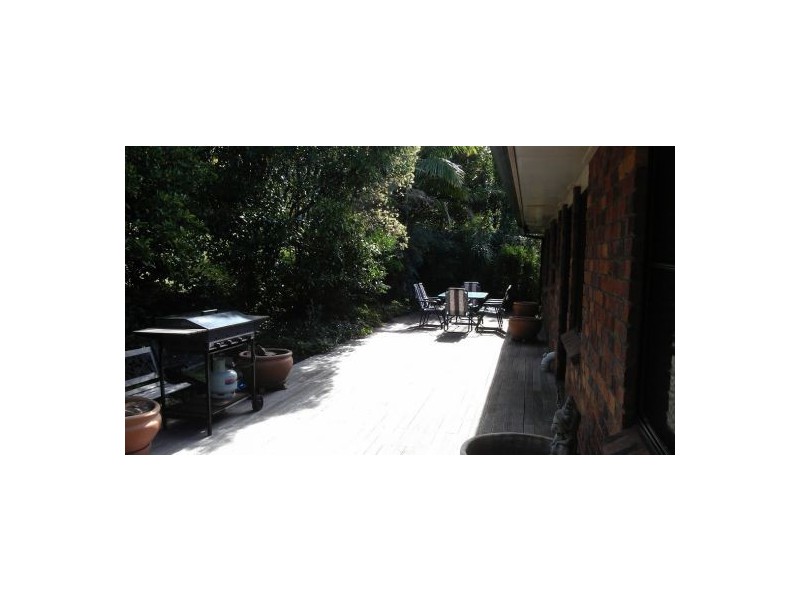 9 Buena Vista Crescent, Blue Mountain Heights QLD 4350