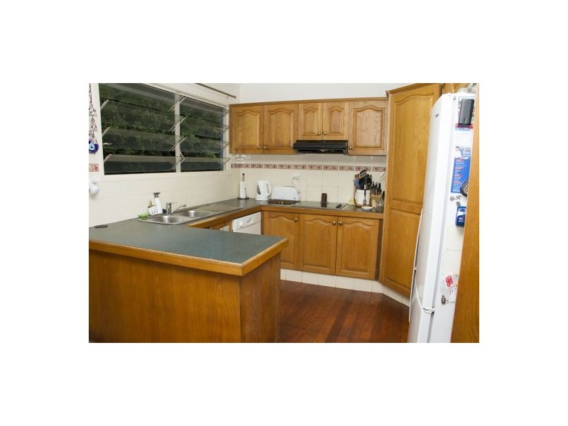 59 Melinda St, Southport QLD 4215