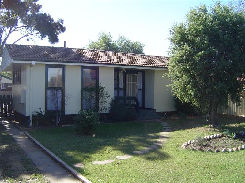 27 Cossa Street, Tamworth NSW 2340