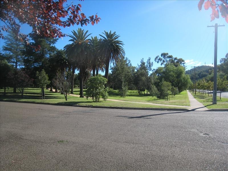 2/88 Fitzroy Street, Tamworth NSW 2340