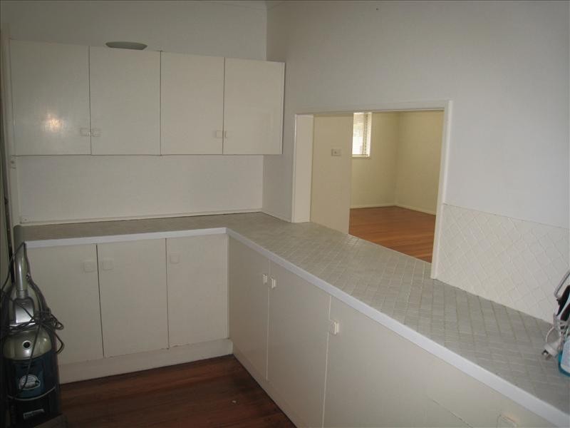4 Barreng Street, Tamworth NSW 2340