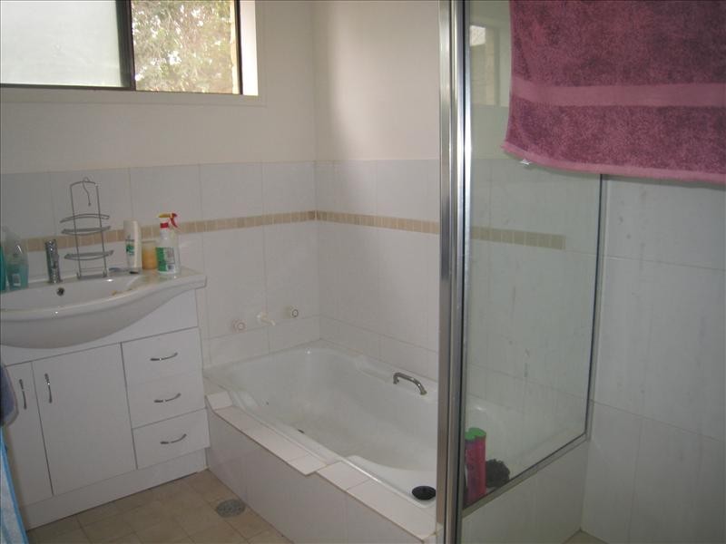 4 Barreng Street, Tamworth NSW 2340