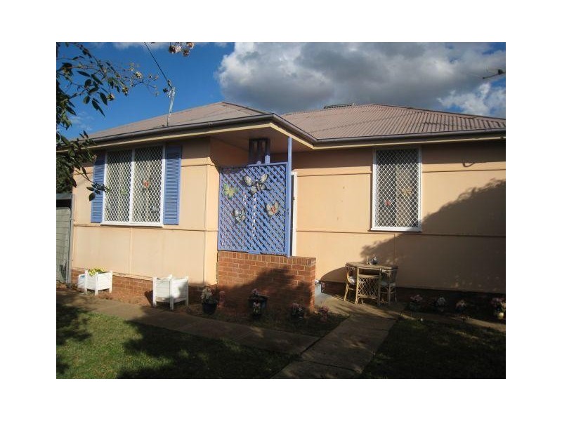 40 Stewart Avenue, Tamworth NSW 2340