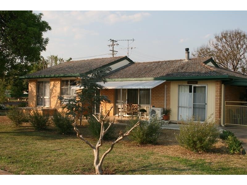 17 Mimosa Street, Manilla NSW 2346