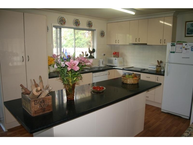 17 Mimosa Street, Manilla NSW 2346