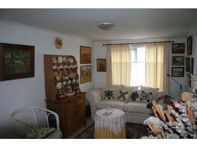 17 Mimosa Street, Manilla NSW 2346