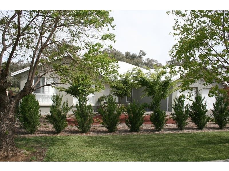 2 Matilda Place, Tamworth NSW 2340